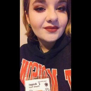 Meet your Posher, Angel